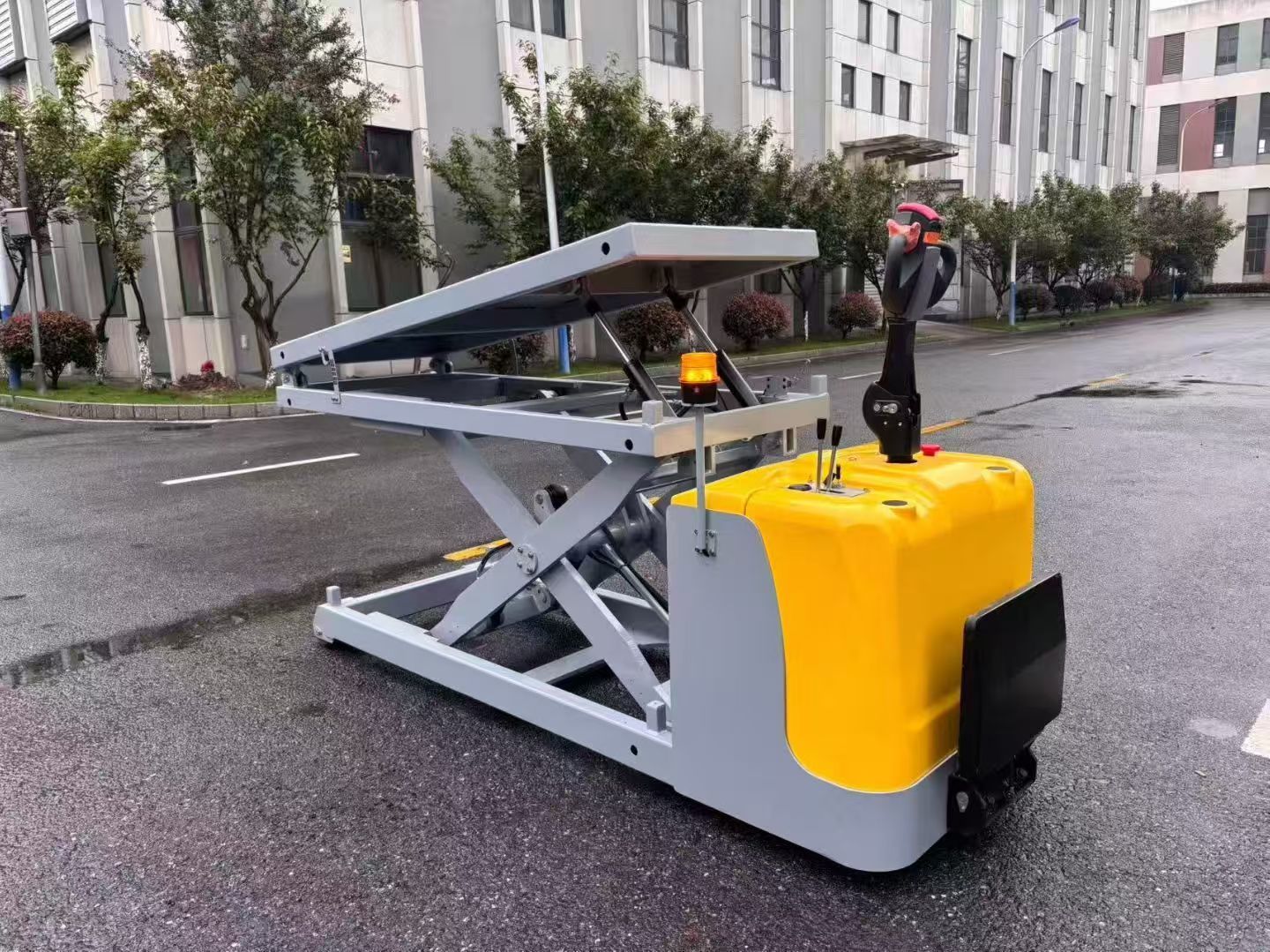 Non-Standard Platform Truck , 2000kg Load Capacity, 2000mm*800mm Platform